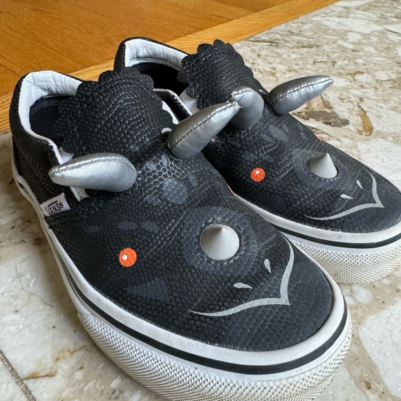 VANS  size 13 hippo - Picture 4 of 5